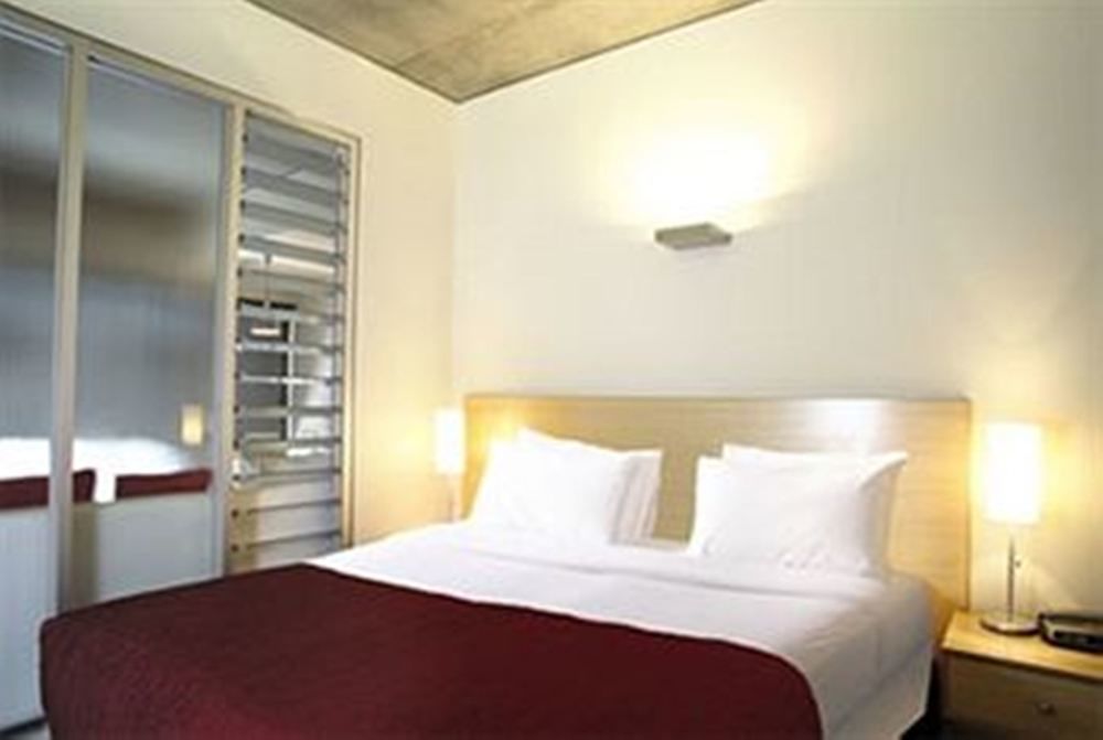 Tribeca Serviced Apartments Мельбурн Екстер'єр фото