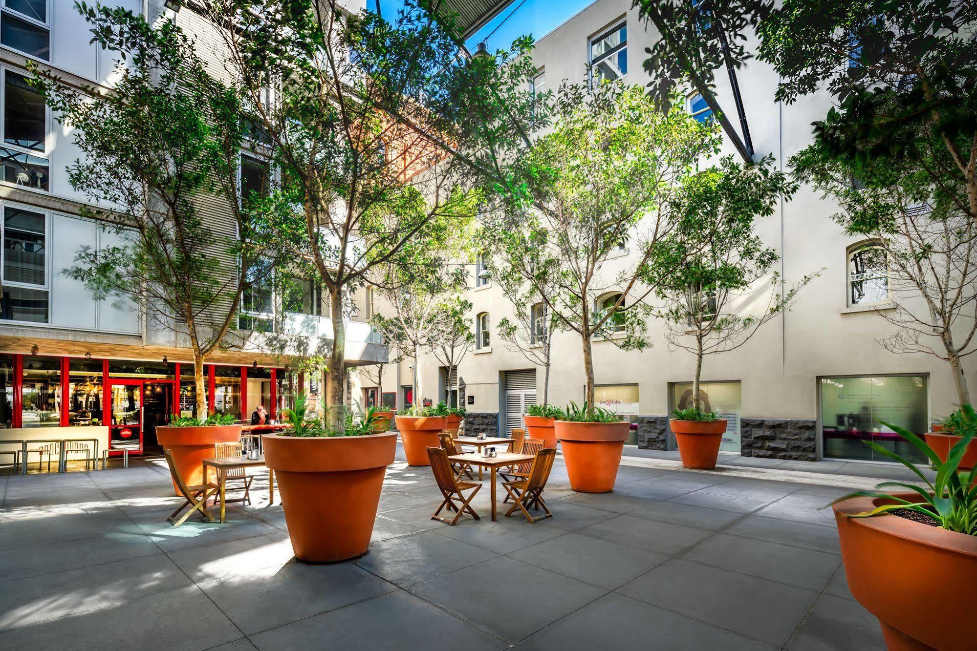 Tribeca Serviced Apartments Мельбурн Екстер'єр фото
